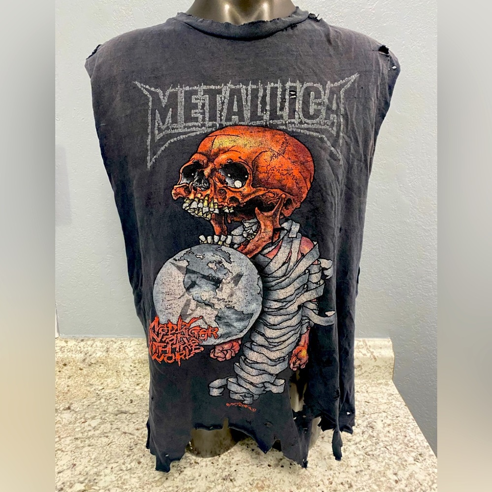 VINTAGE METALLICA 2004 Shredded T-Shirt Womens Med Madly In Anger With The World